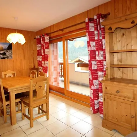 Le Roselin - 4 Pieces Pour 8 Personnes 441